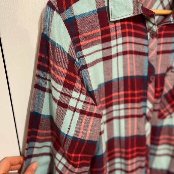 Columbia Flannel Simply Put II Rich Wine Plaid Sz M - Picture 11 of 12